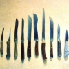Stilleven met messen o o l 40x70cm 2004